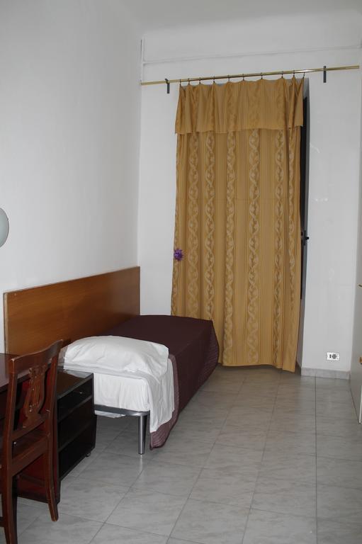 Hotel Luisa Milan Room photo